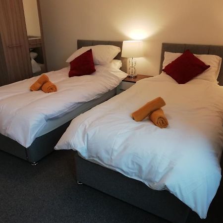 Carvetii - Vincent House - Large 3 Bedroom Apartment With On-Site Parking Lochgelly Экстерьер фото